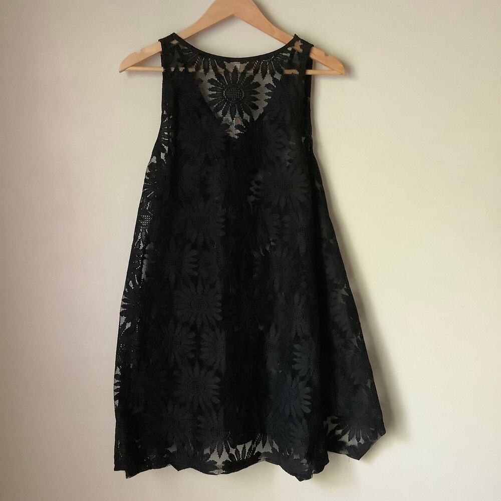 NWT India Boutique Black Sleeveless Floral V-Neck Swimsuit Cover Up One Size - Picture 2 of 8